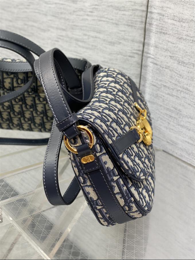 2025228Y620P222346521