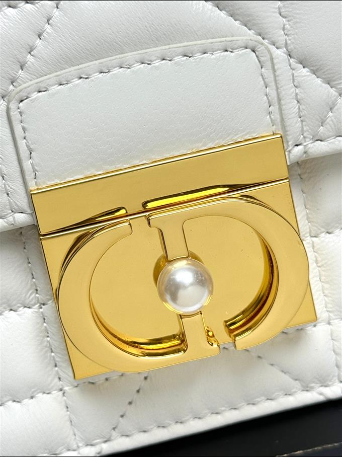 2025228Y650P222026898