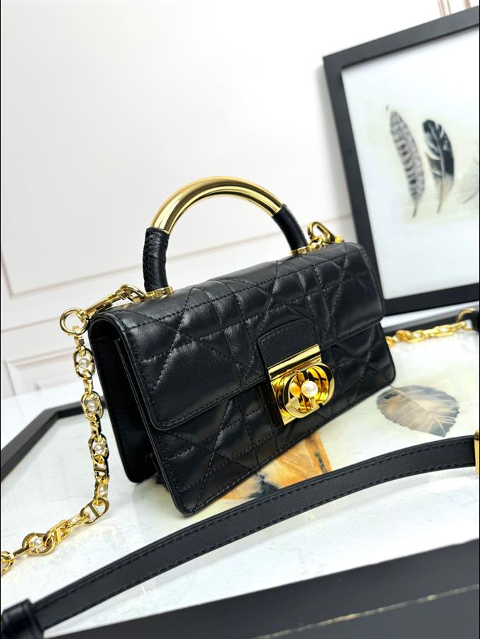 2025228Y650P22202788