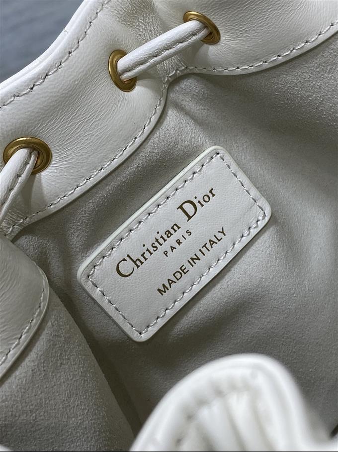 2025228Y680P222641329