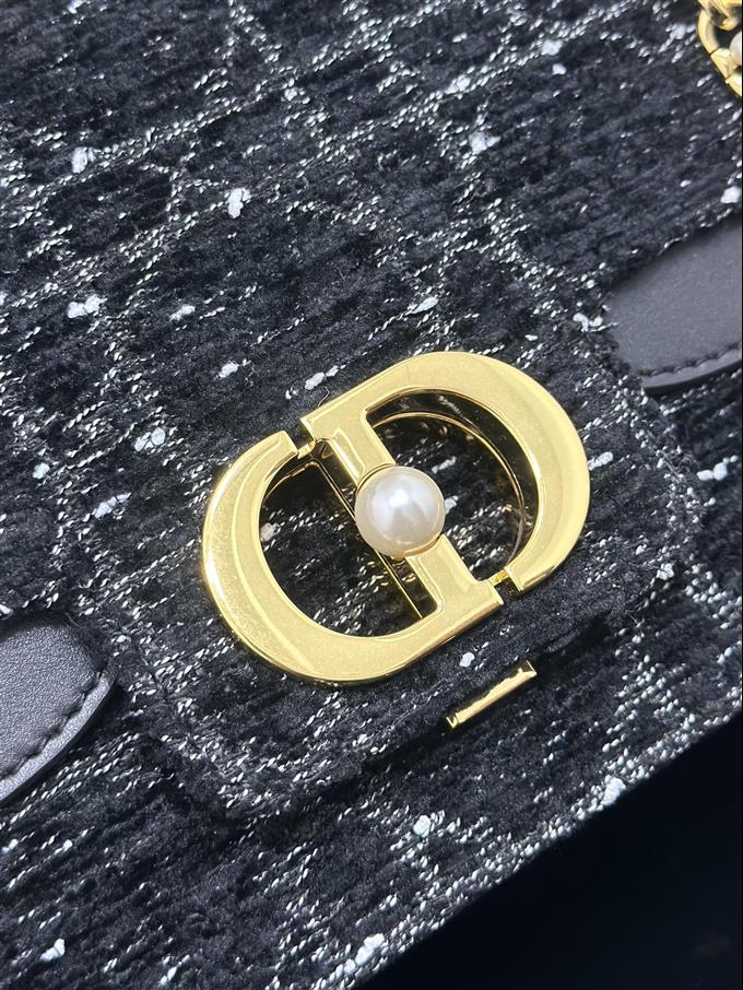 2025228Y680P222641710