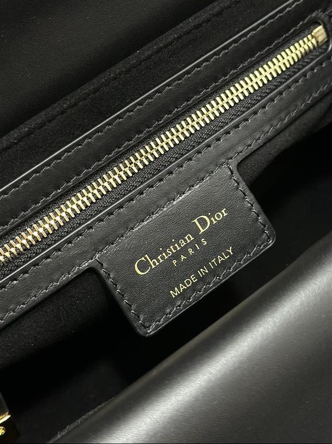 2025228Y680P222641758