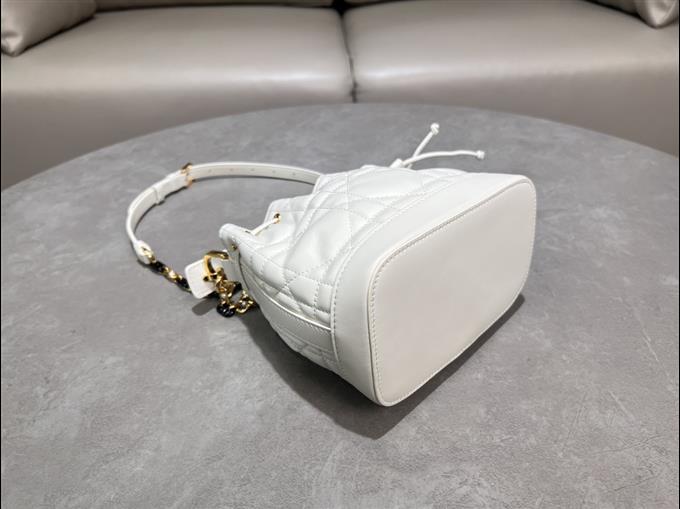 2025228Y680P222641851