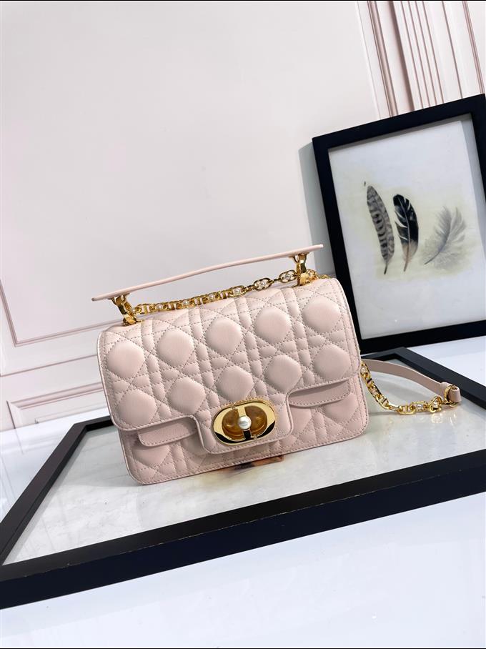 2025228Y680P222642177