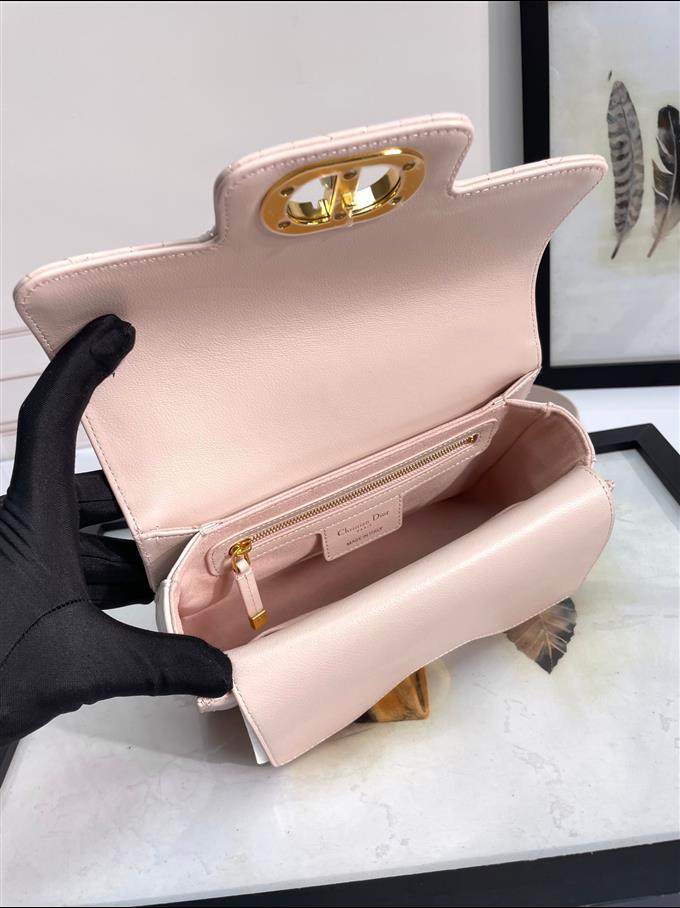 2025228Y680P222642272