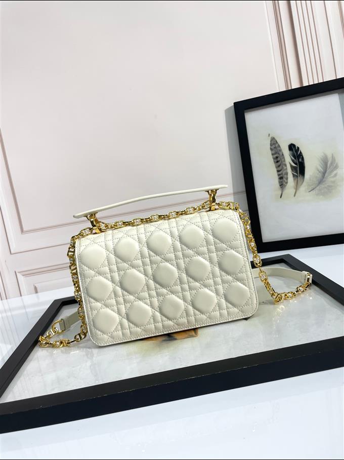 2025228Y680P22264269