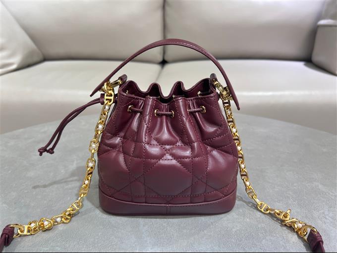 2025228Y700P222642615