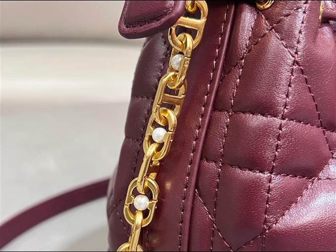 2025228Y700P222642694