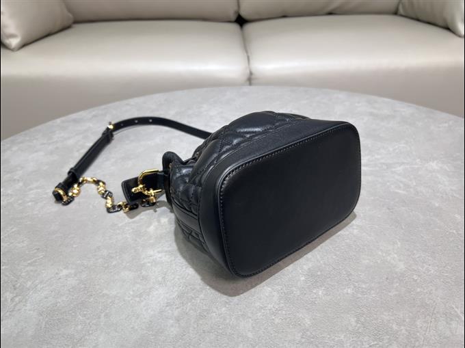 2025228Y700P222642802