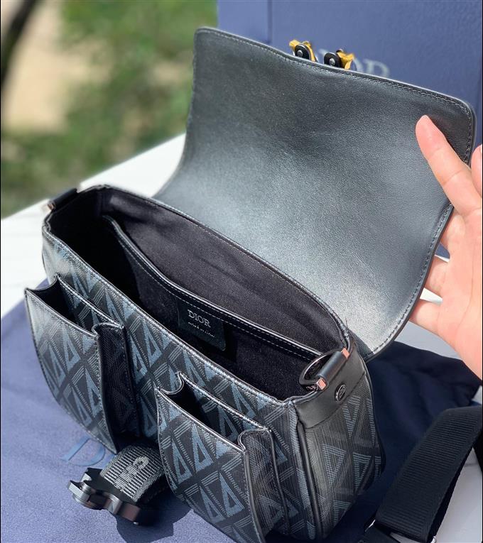 2025228Y780P21101031