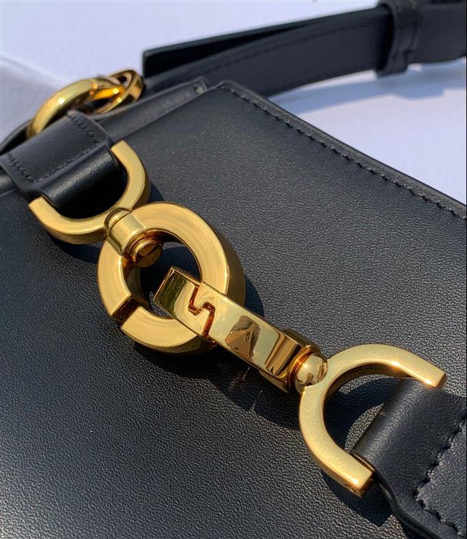 2025228Y900P22553756