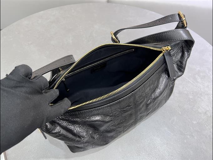 2025228Y1000P223111538