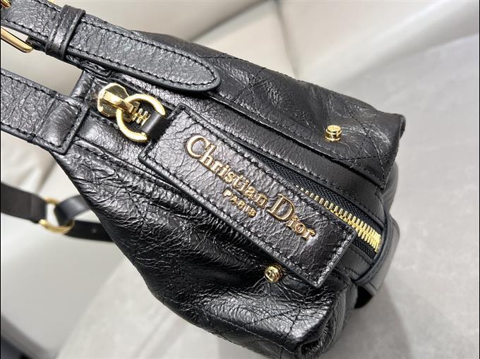 2025228Y1000P223111664