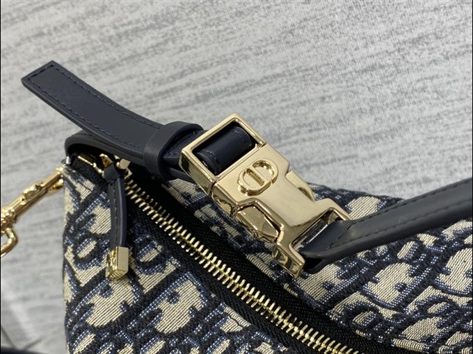 2025228Y500P22515529