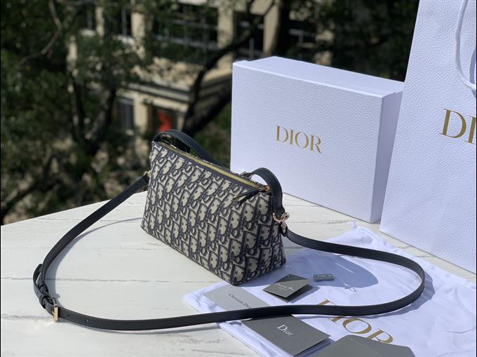 2025228Y750P22516611