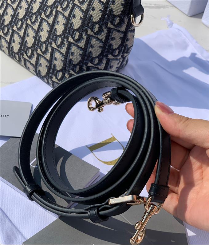 2025228Y750P22516720