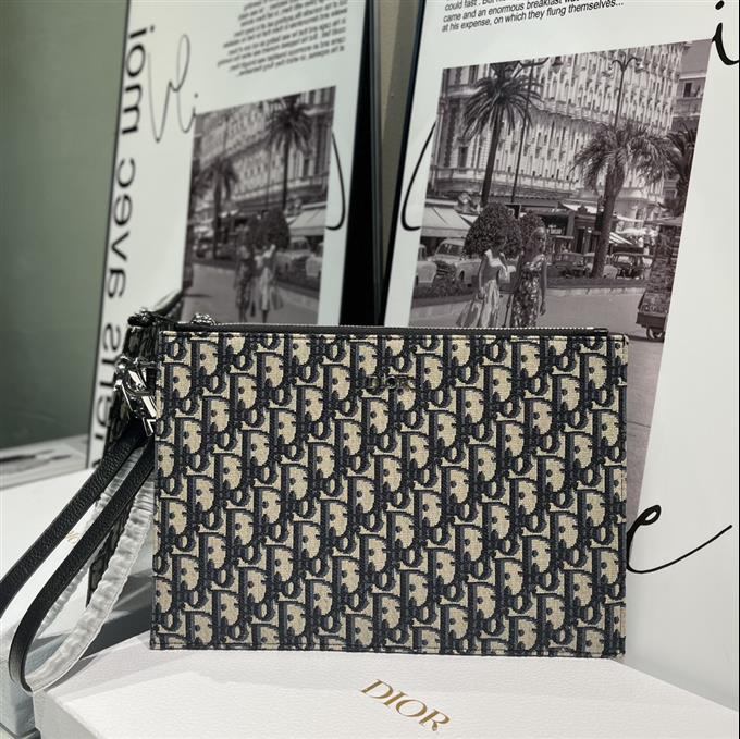 2025228Y220P211145994