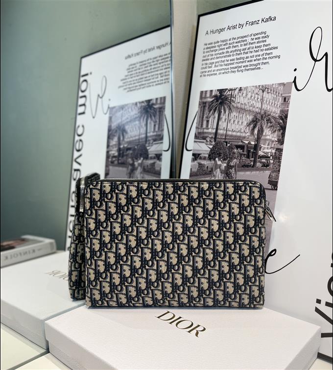 2025228Y240P212045984