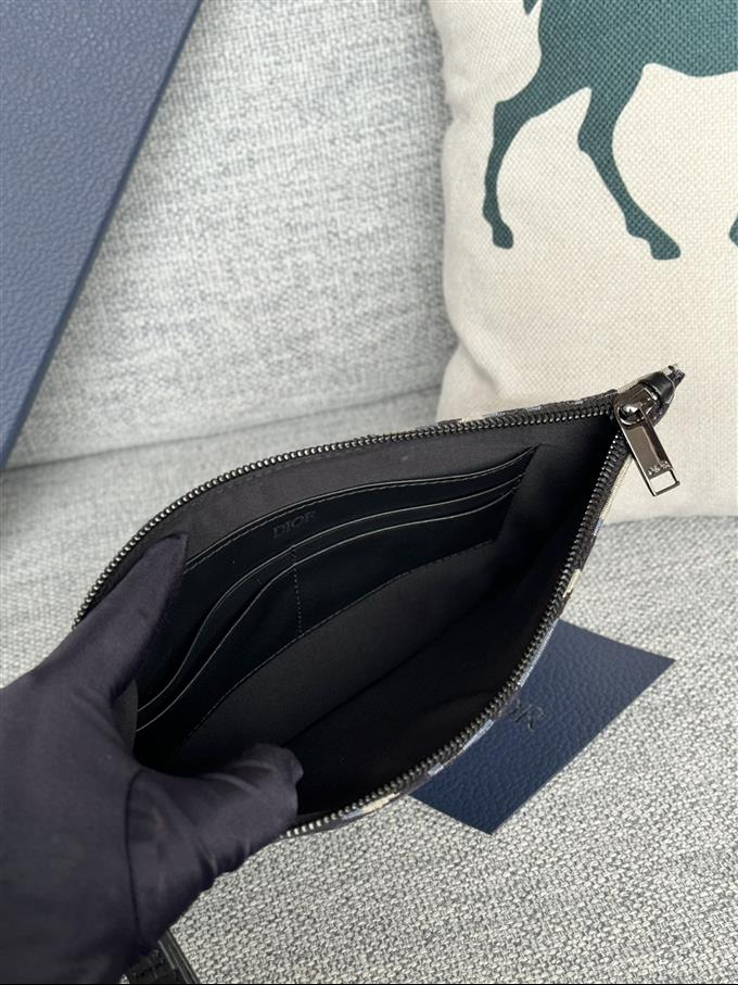 2025228Y260P211144501