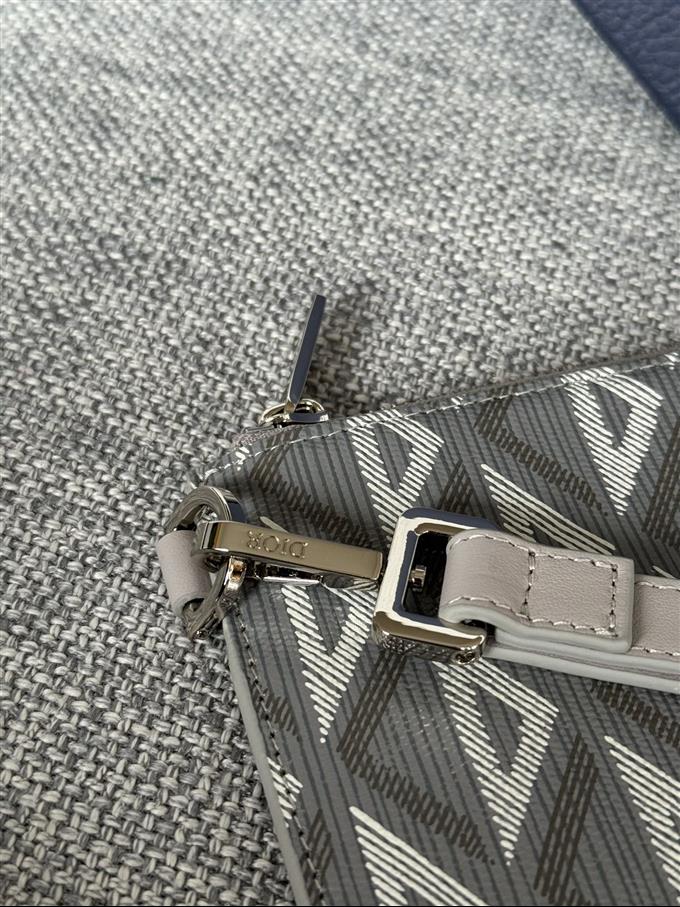 2025228Y260P211144886