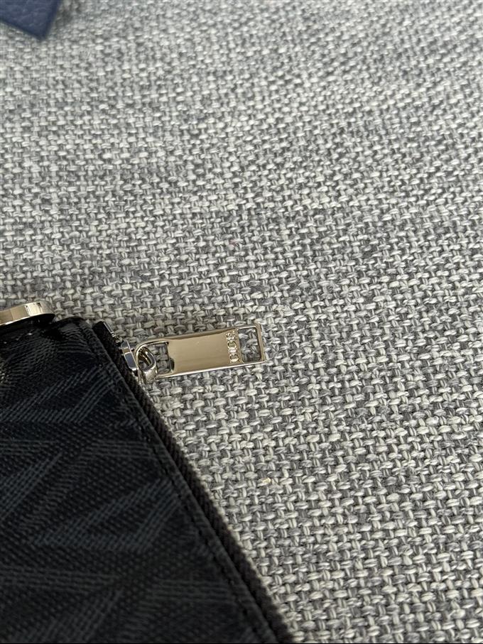 2025228Y260P21114542