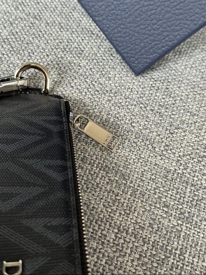 2025228Y270P212045221