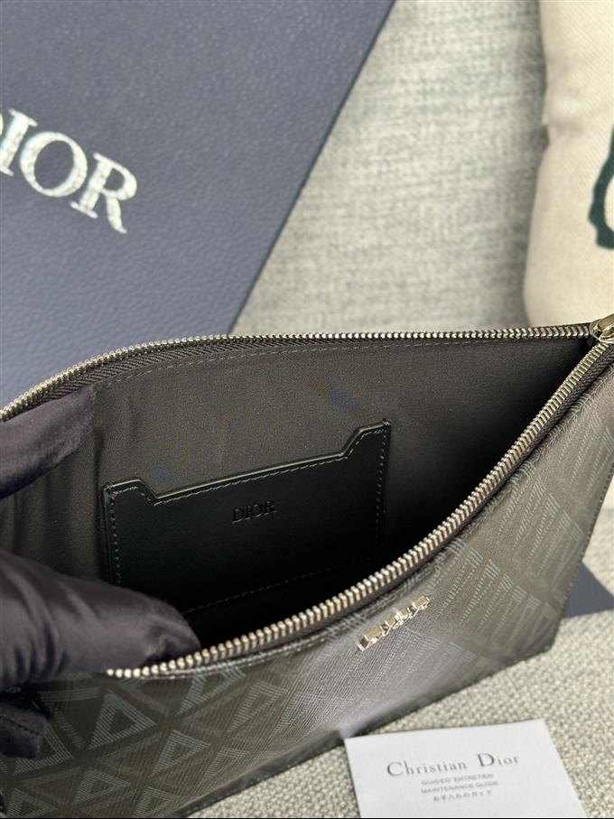 2025228Y270P212045252