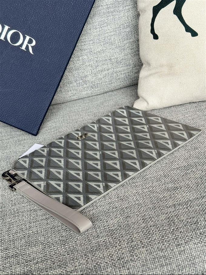 2025228Y270P21204533