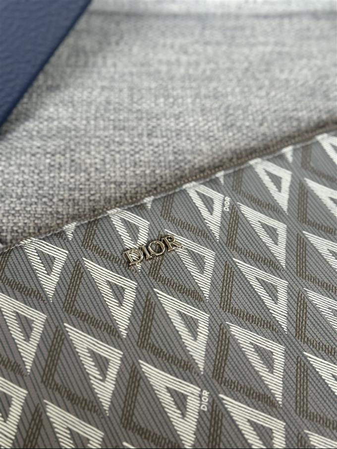 2025228Y270P21204549