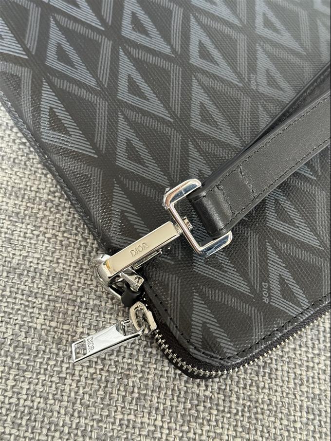 2025228Y280P211145726