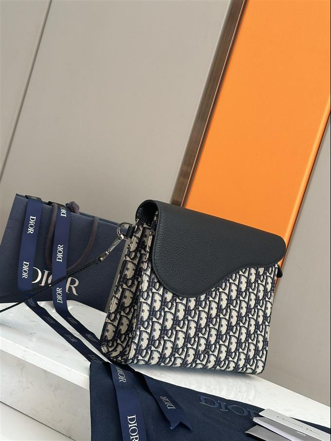 2025228Y400P211146132