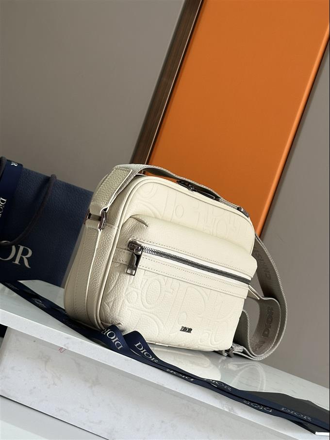 2025228Y500P221031513