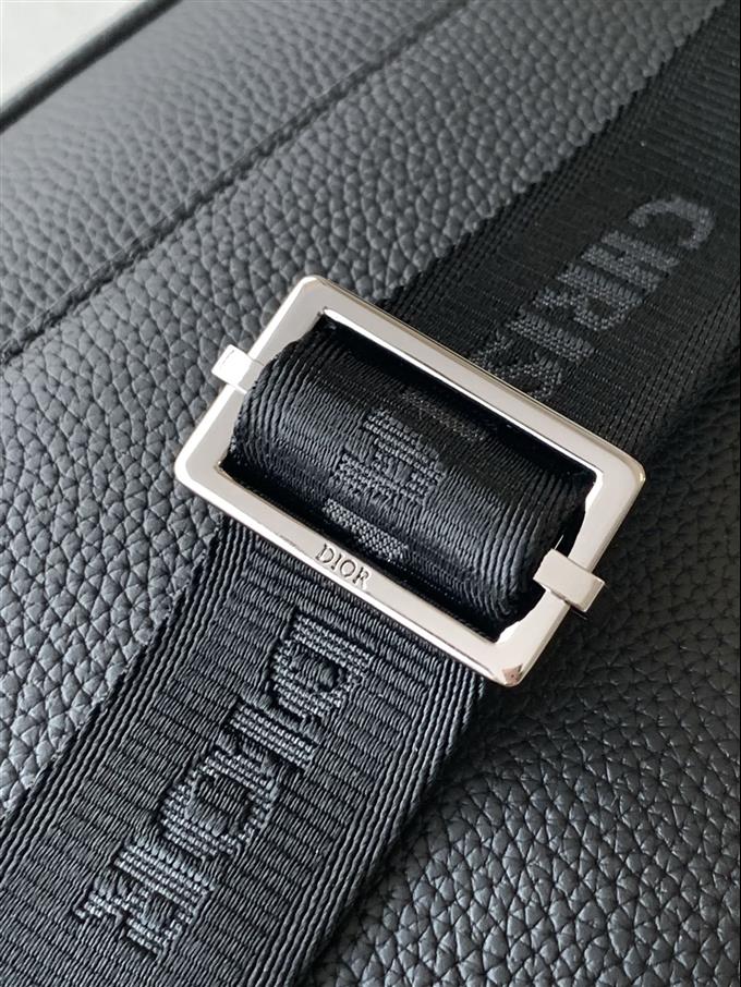 2025228Y520P221030185