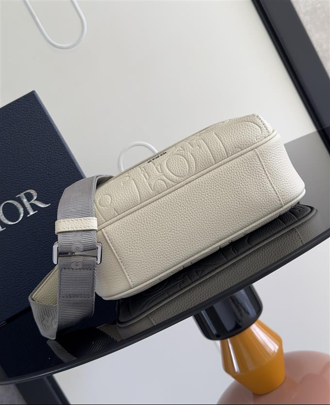 2025228Y520P221031118