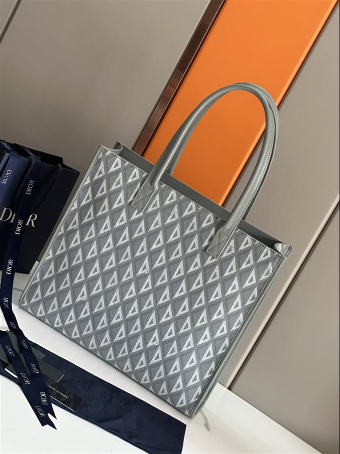 2025228Y550P21194728