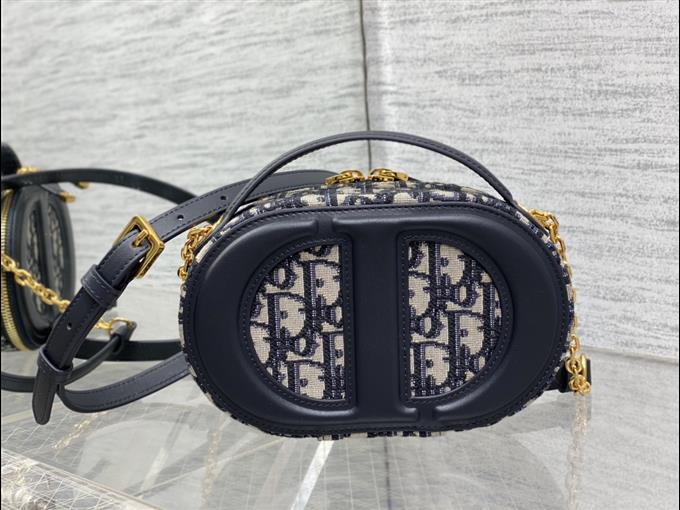 2025228Y550P21311127