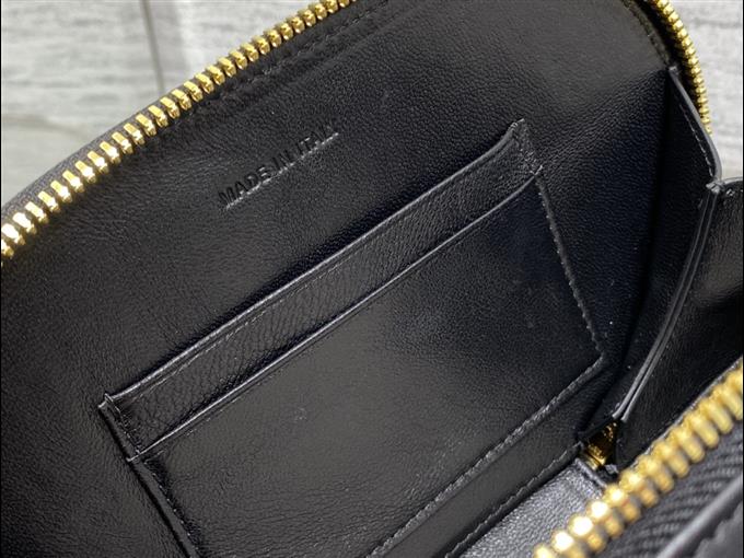 2025228Y550P21311630