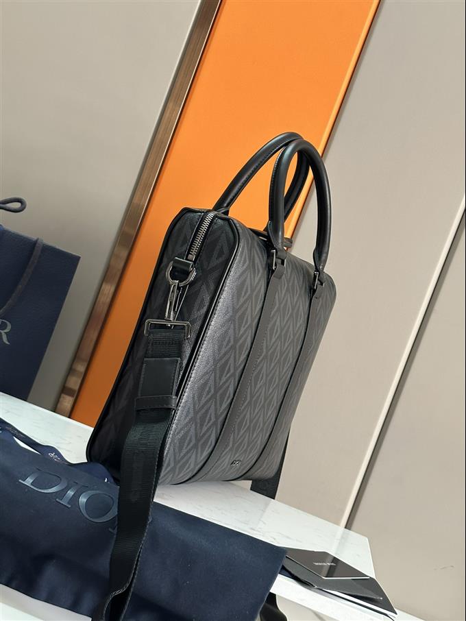 2025228Y580P211038434