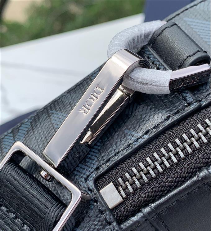 2025228Y700P211945256