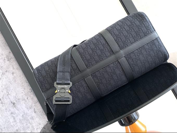 2025228Y770P211038171