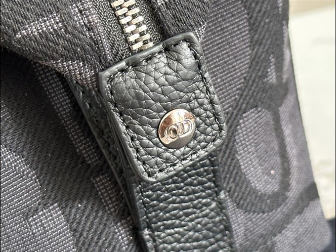 2025228Y400P215447883