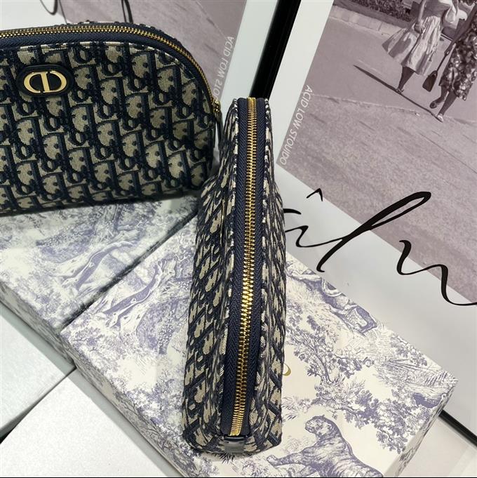 2025228Y400P215623160