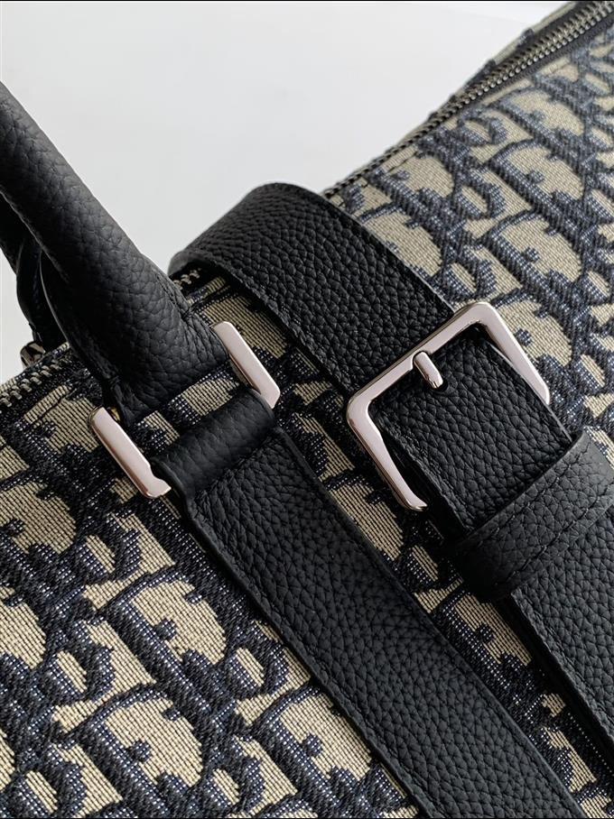 2025228Y560P203145125