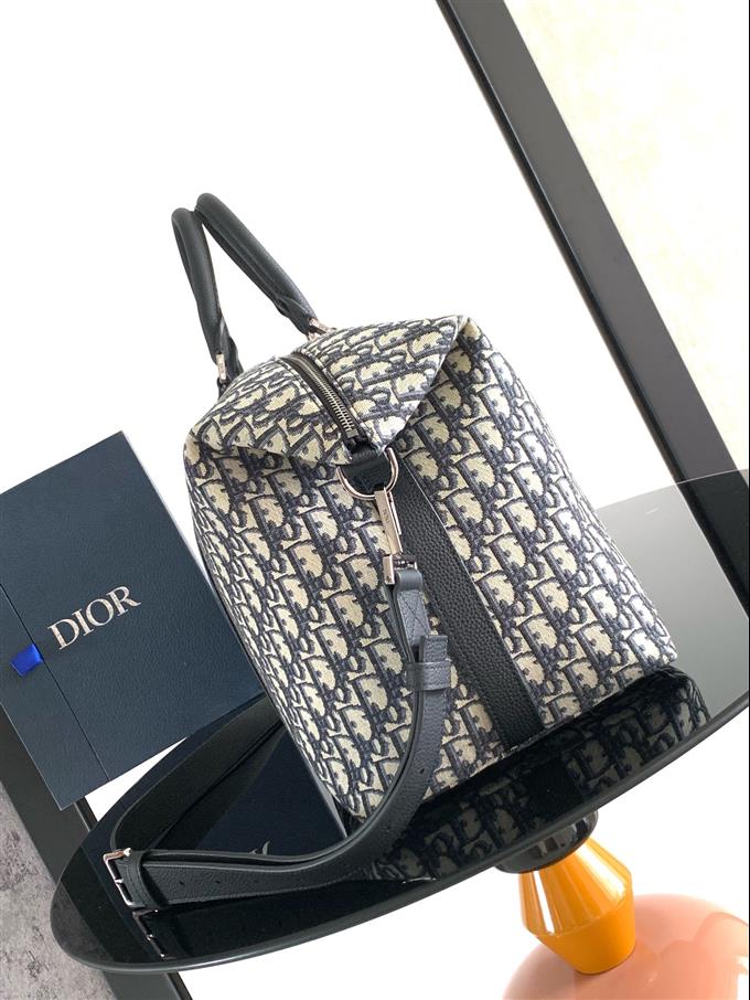 2025228Y560P20314549