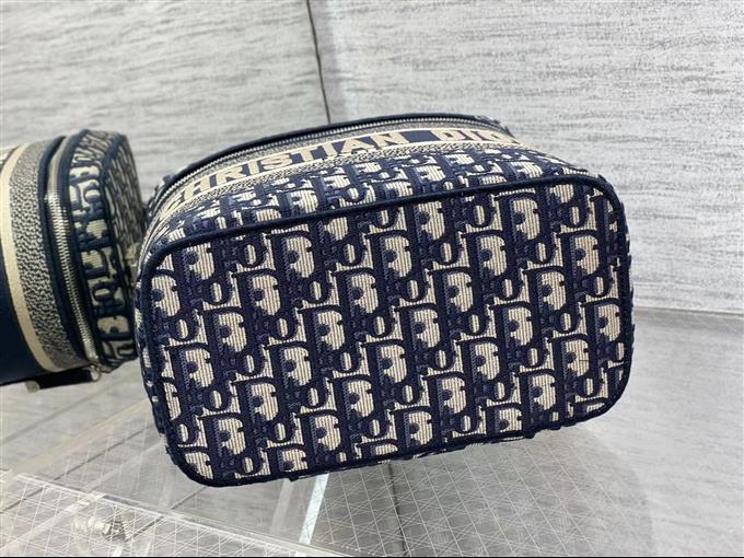 2025228Y580P215623970