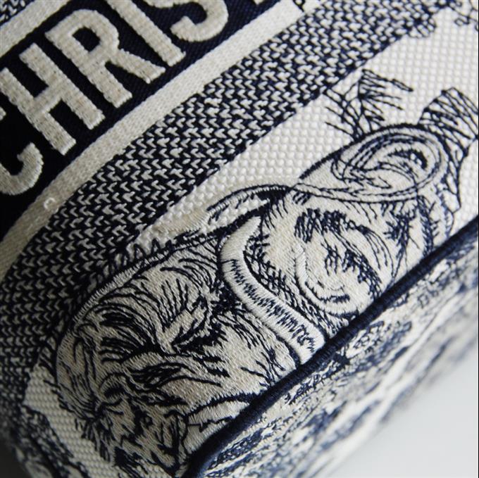 2025228Y580P21594408