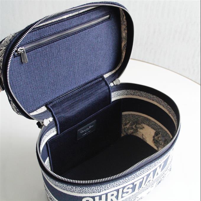 2025228Y580P21594472