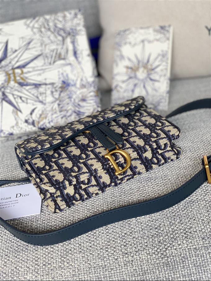 2025228Y360P212257234