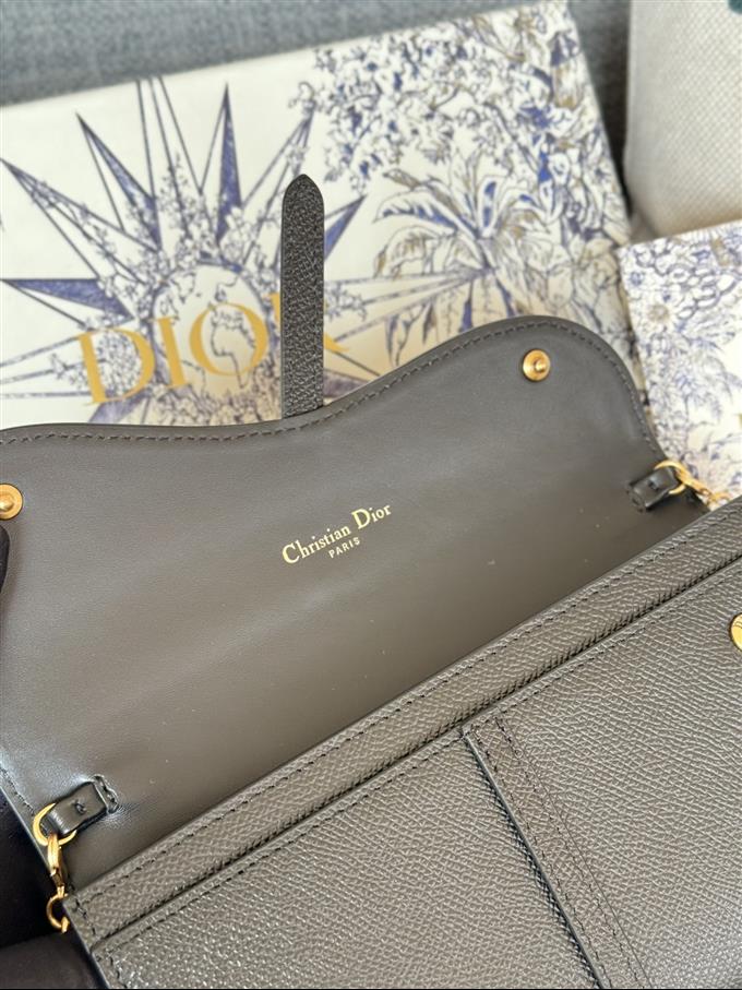 2025228Y370P212337693