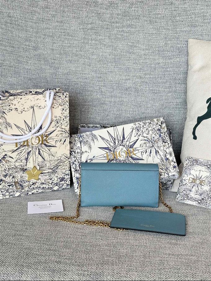 2025228Y370P212337910